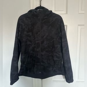 Lululemon Athletic Jacket Size 4 (Camo Print)